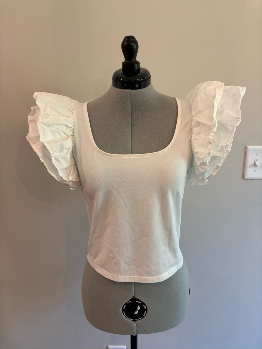 a new day White Ruffle Sleeve Crop‎ Top 0184